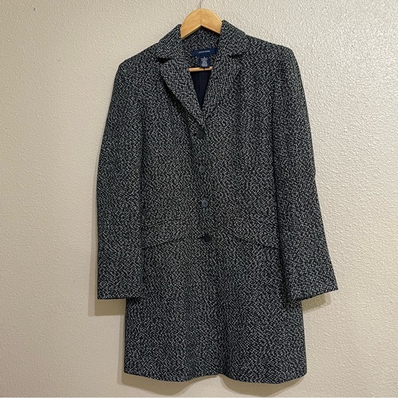 Jones Wear Black and White Patterned Coat - Picture 8 of 9